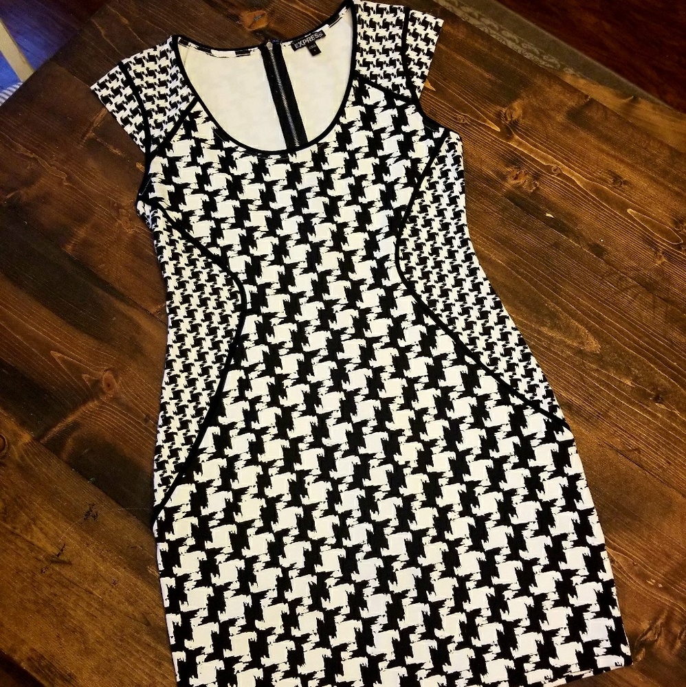 Express form fitting dress